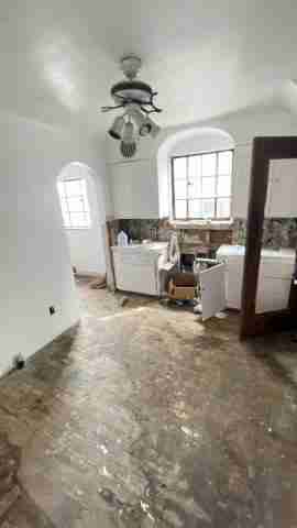 5557 Three Mile (9).jpg